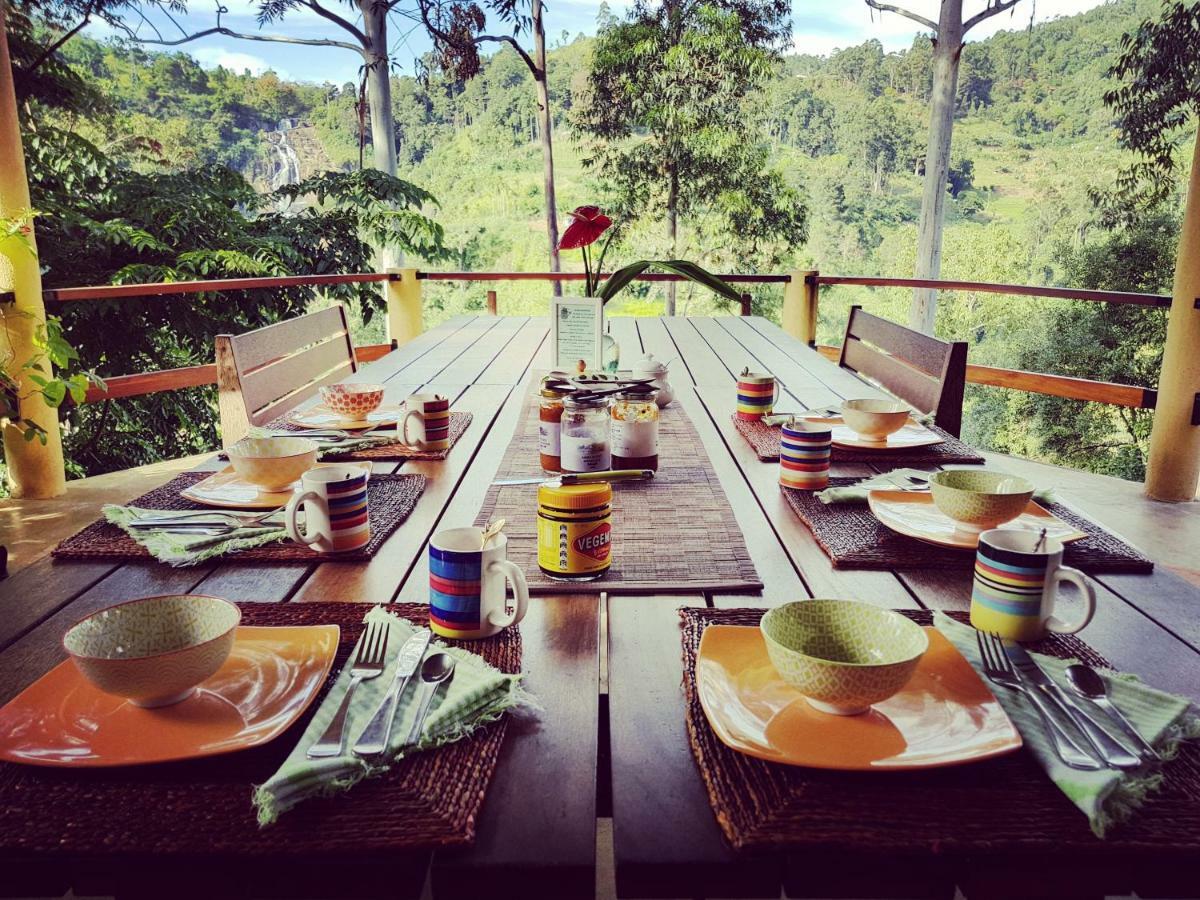 Waterfalls Homestay Ella Esterno foto
